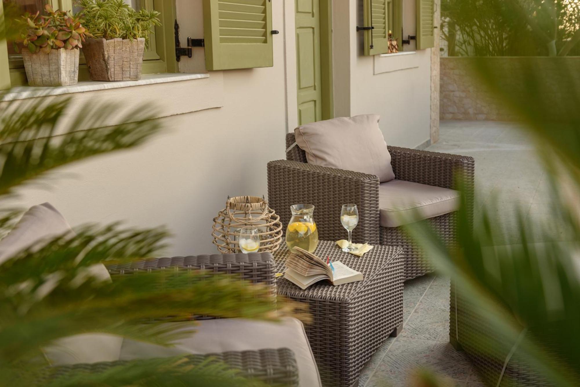 Tarsia Homes & Suites Kalamaki  Dış mekan fotoğraf